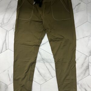 ZYIA Women’s joggers in olive green